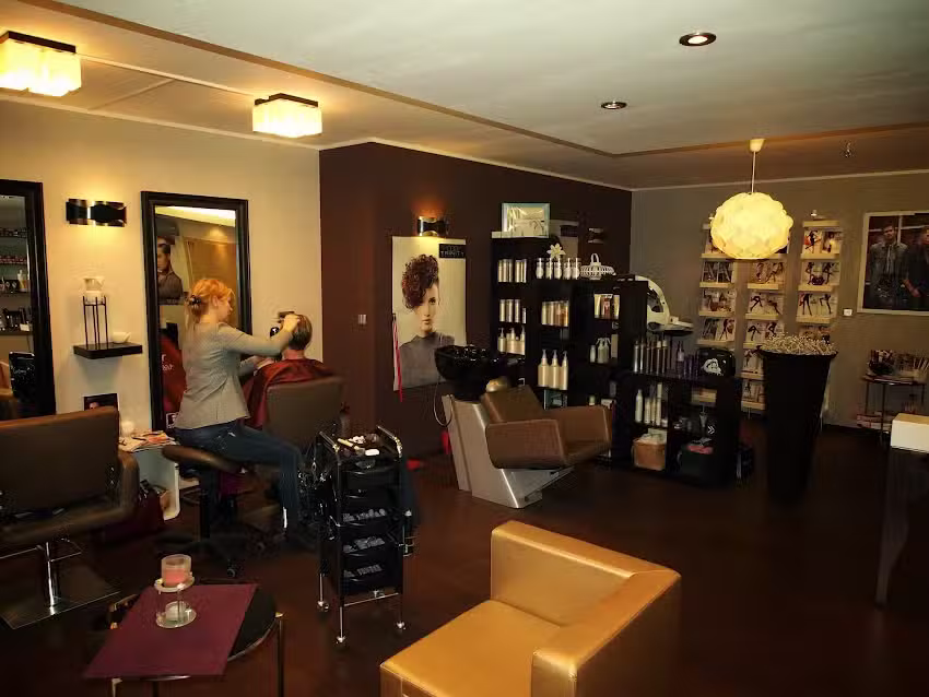 Haar und Style Aleksandra in Dietenhofen