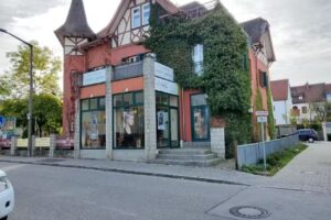 HAARE &ndash; Yvonne Pernull