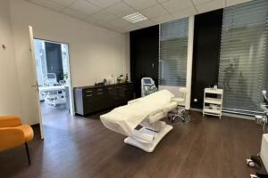 𝗛𝗮𝗮𝗿𝗲𝗻𝘁𝗳𝗲𝗿𝗻𝘂𝗻𝗴 &ndash; Medizinische 𝗛𝗮𝘂𝘁𝗯𝗲𝗵𝗮𝗻𝗱𝗹𝘂𝗻𝗴𝗲𝗻 𝗗𝗼𝗿𝘁𝗺𝘂𝗻𝗱 &ndash; Dermobeauty