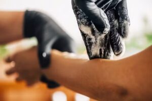 Haarentfernung (Zucker & Wachs) & Wimpernlaminierung G&ouml;ttingen