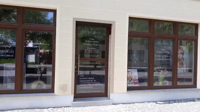 Haaresbreite der Salon