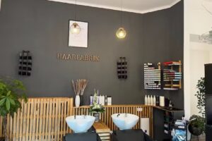 Haarfabrik by Denise Sinning