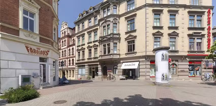 Haargenau by Claudia