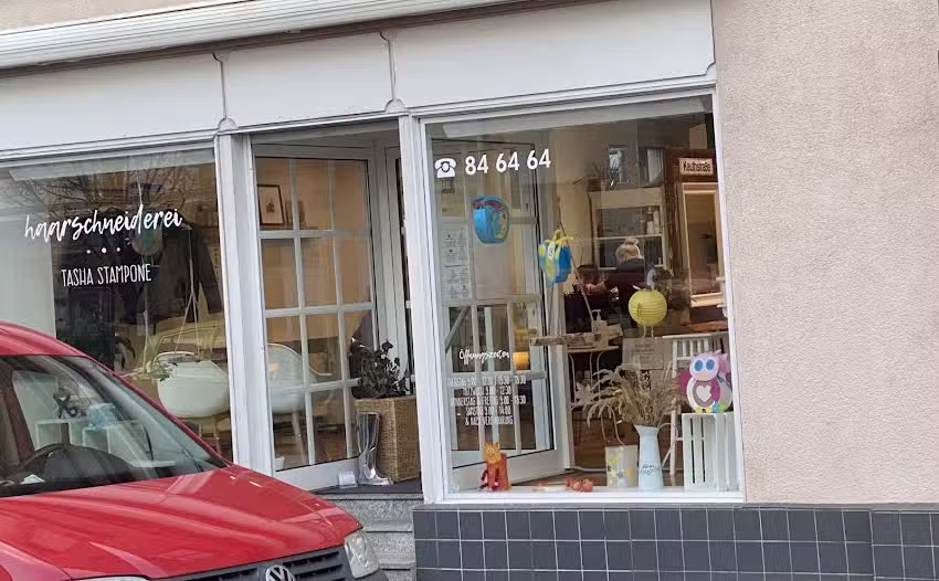 haarschneiderei Tasha Stampone