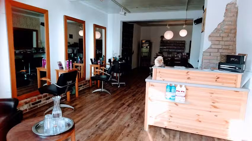 Haarschneidesalon Nicole Goyn