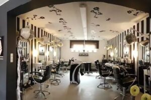 Haarschnitt Sylvia Heinz