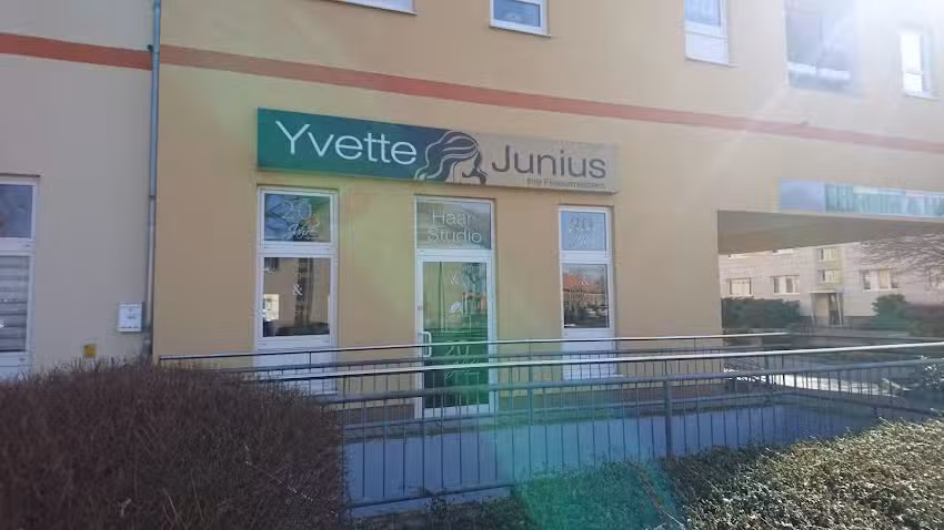 Haarstudio Yvette Junius