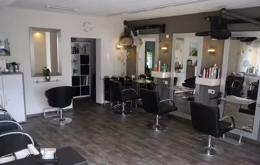 Haarzauber Inh. Ursula R&ouml;ll