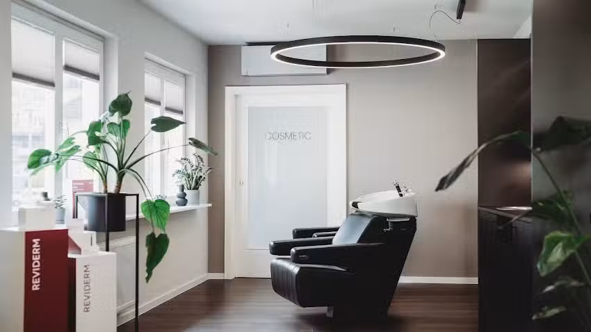 HAIR & BEAUTY by Daniel & Anna