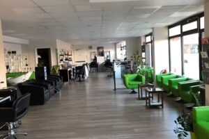 Hair & Beauty &ndash; Damen- und Herrenfriseur