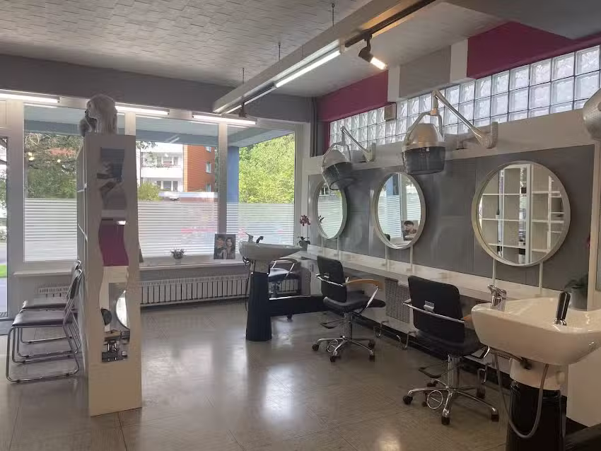 HAIR by Jennifer B&uuml;hrig