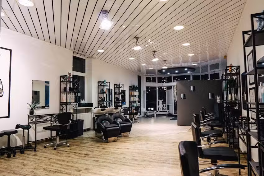 Hair de Luxe by Deniz Yarin