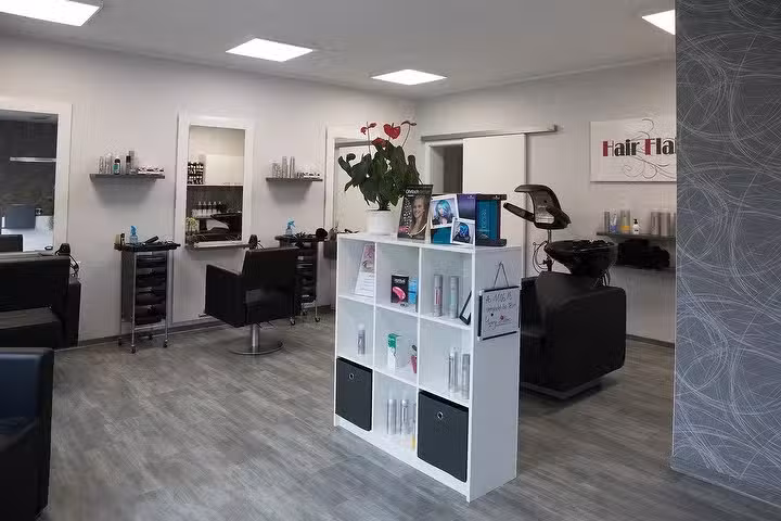 Hair Flair &ndash; Friseur, Kosmetik & Wellness
