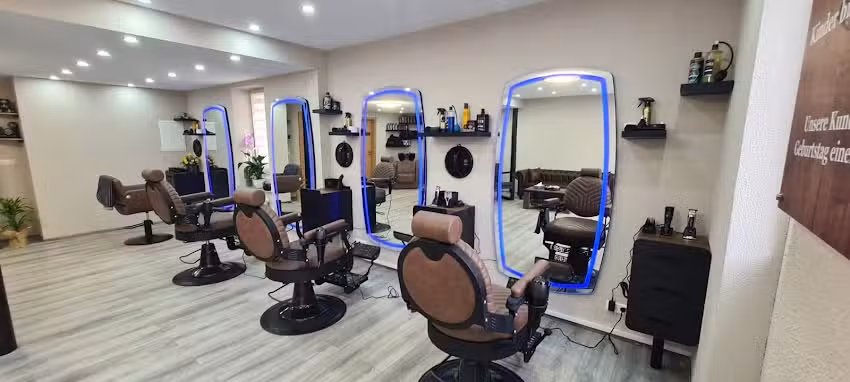 Hair Force Friseur