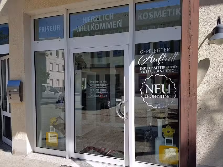 Hair-Kult Friseur und Langhaarstudio