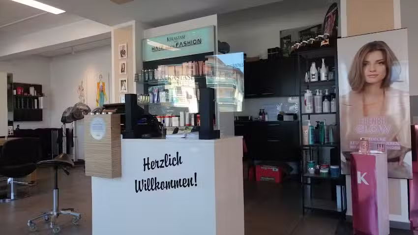 HAIR meets FASHION &ndash; neue linie Friseur- & Kosmetik GmbH