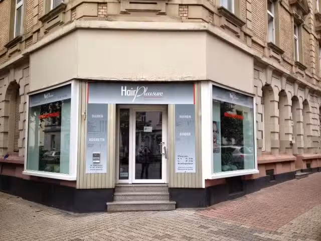 Hair Pleasure by Tatjana Cossari