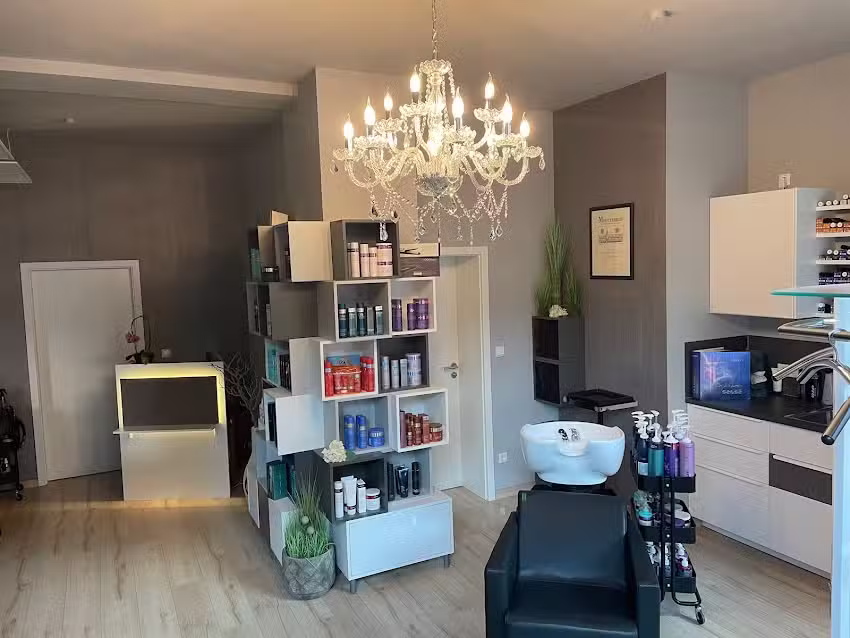 Hair Trends- Friseur und Nagelstudio