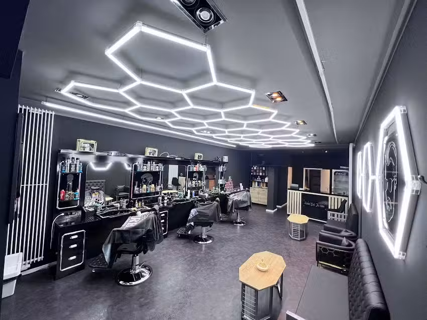 Haircut Friseursalon f&uuml;r echte M&auml;nner