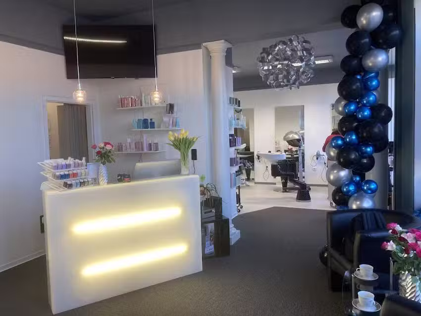 Hairdesign Angi darf das