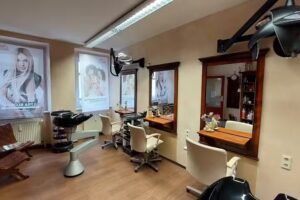 Haireinspaziert Friseursalon