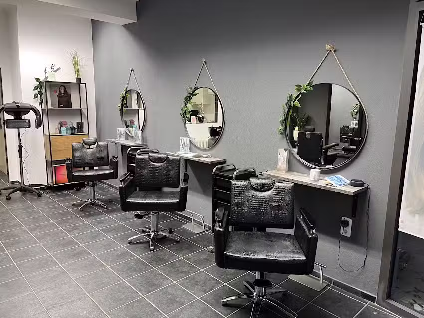 Hairline Beauty Salon