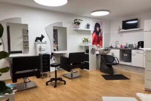 Hairpunzel by Denise