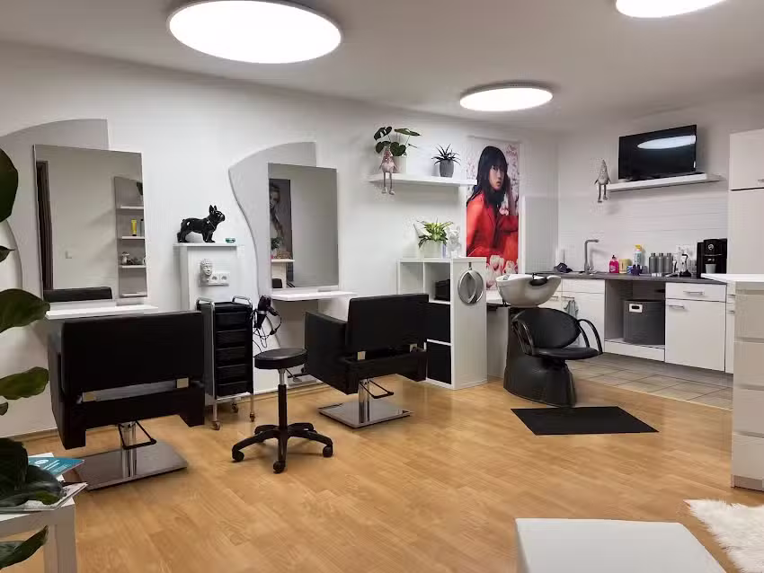 Hairpunzel by Denise