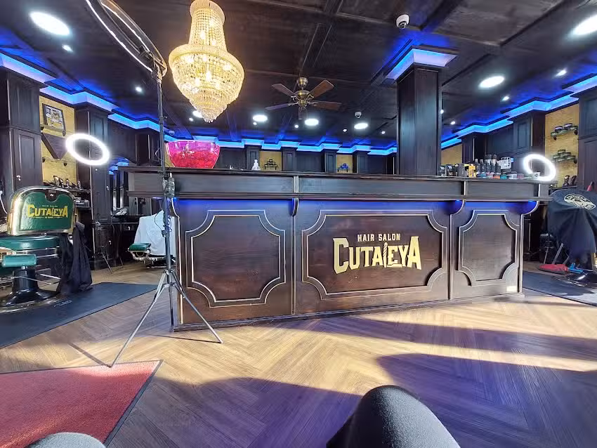 Hairsalon Cutaleya by Samra