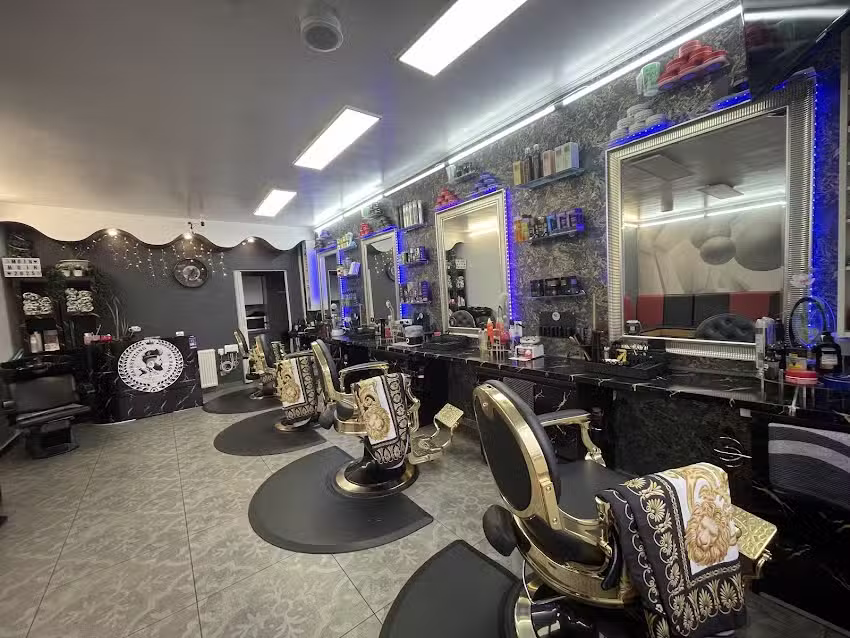 Hairstyling_by_Hashio