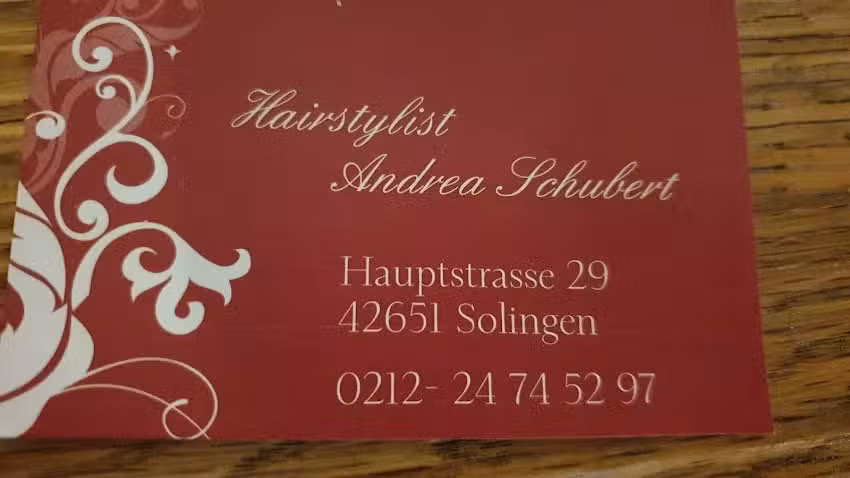 Hairstylist Andrea Schubert