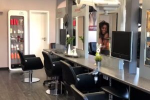 hairteam Wassenberg / stylisch-schnittig-mag Ich