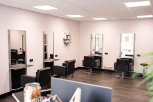 HAIRvorragend by Antonia