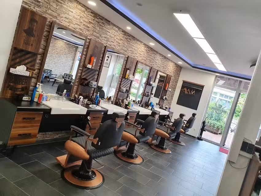 Haji&rsquo;s Friseur Herren Und Kinder