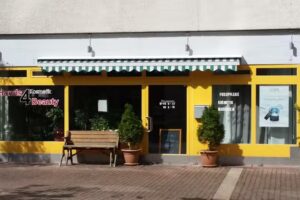 Hands 4 Hair Friseure