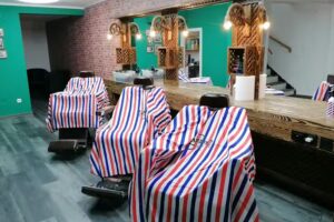 Hayils Barbershop . Ladies And Gents