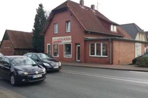 HEINEMANN & FRIENDS FRISEURE