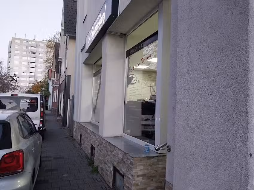 Herrenfris&ouml;r Haarscharf