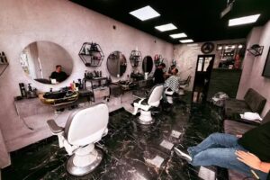 Herrensalon Instinct