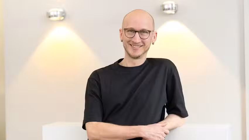 HERRLINDNER Friseure