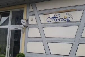 Herzog Friseure