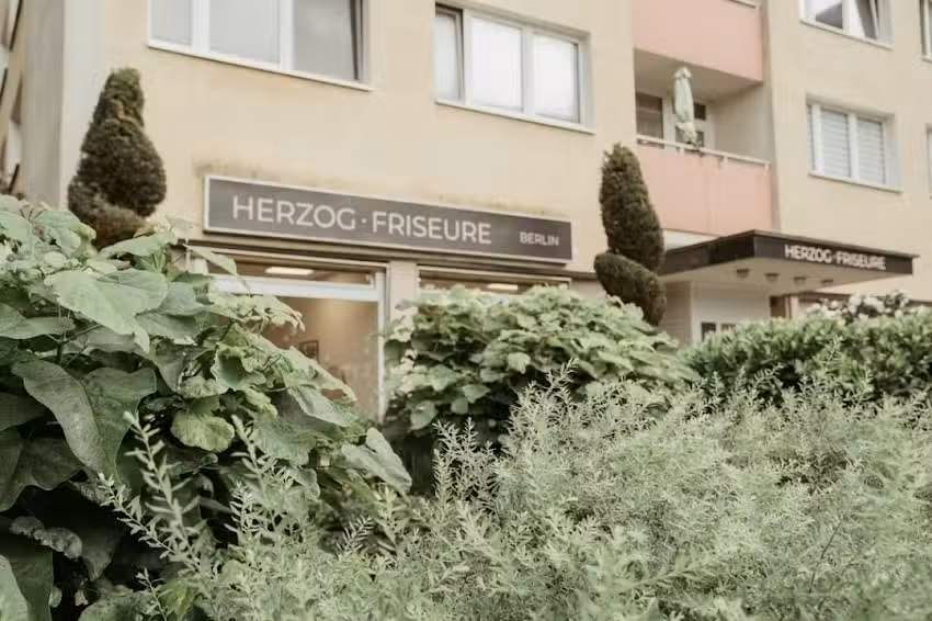 Herzog &middot; Friseure