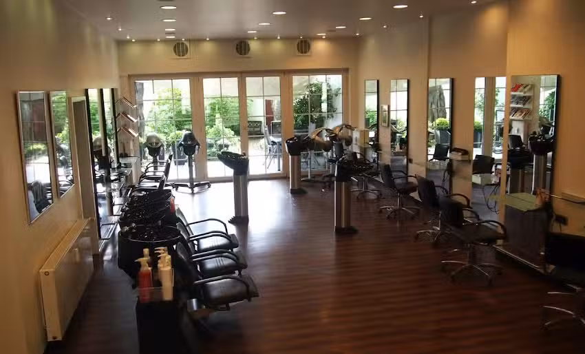 Huetter + Huetter Coiffeure Gmbh