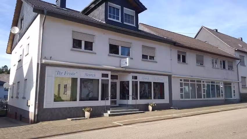 Ihr Fris&ouml;r Henrich Rita