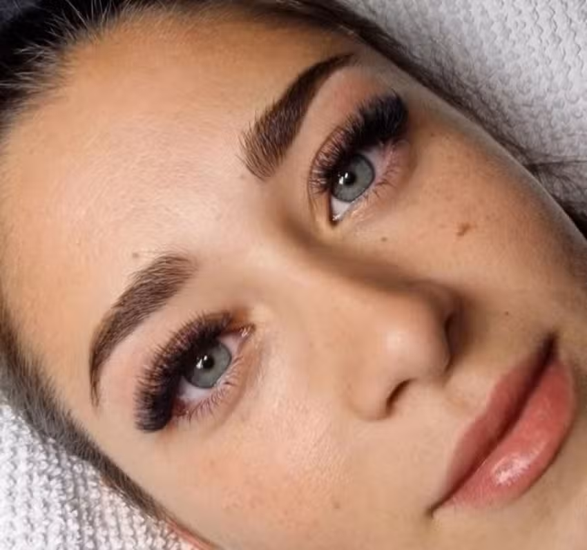 Immer Sch&ouml;n Permanent Make Up Wimpernverl&auml;ngerung/Laser