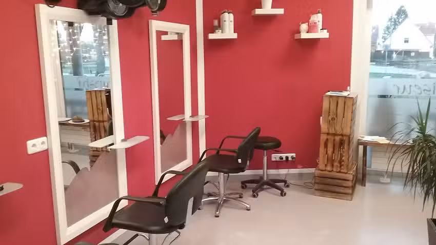 Ines Falkner &ndash; Friseur