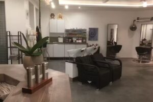 Inh. Nina Herhalt Haarstudio 180 Grad Fris&ouml;r