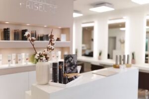 Jane L&uuml;demann Friseure GmbH