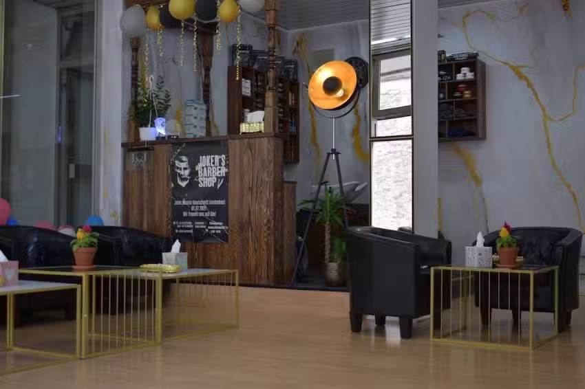 Joker&rsquo;s Barbershop