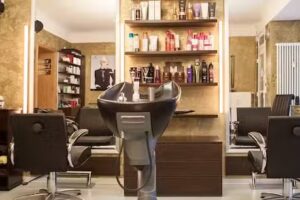 Jopt, Kosmetik & Friseur